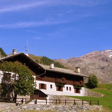 Hotel Lysjoch Gressoney-la-Trinité Exterior photo