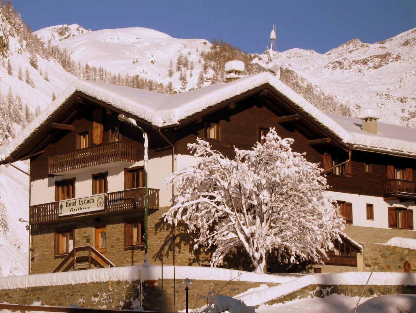 Hotel Lysjoch Gressoney-la-Trinité Exterior photo